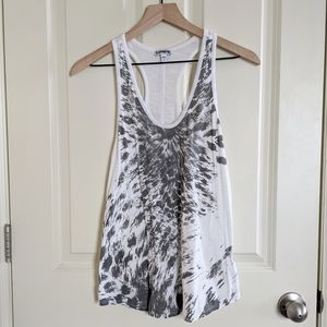 Express Women's White Animal Print Tank